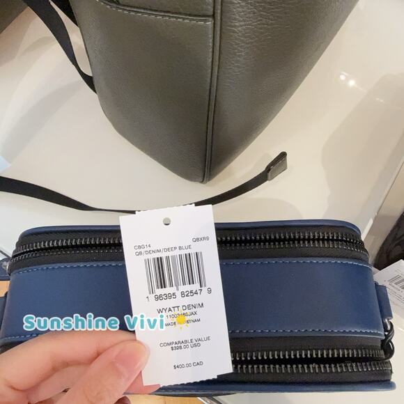 NWT Coach Wyatt Crossbody Bag CBG14 Denim/Deep Blue Smooth calf leather - Picture 3 of 9